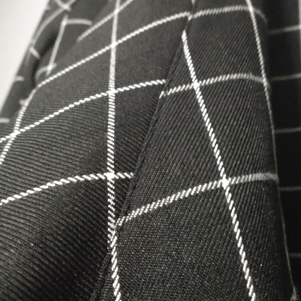 Blazer - Picture 3 of 5